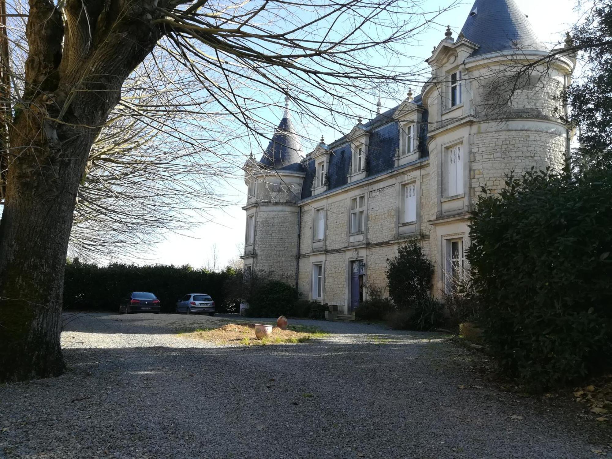 Le Chateau Ste Marie Fors Extérieur photo